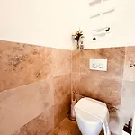 شقة Grand 3 Chambres, 7 A 9 Personnes, A 300m De La